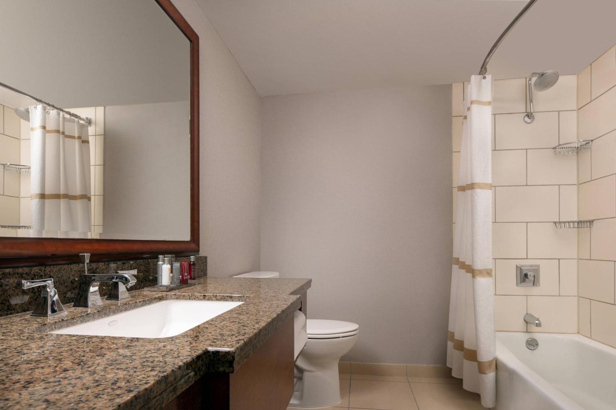 מלון Walnut Creek Marriott מראה חיצוני תמונה